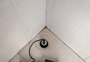 奉节卫生间漏水维修之 loft 夹层储藏室毗邻暗管渗水哪家好，推荐诚匠小爱修缮
